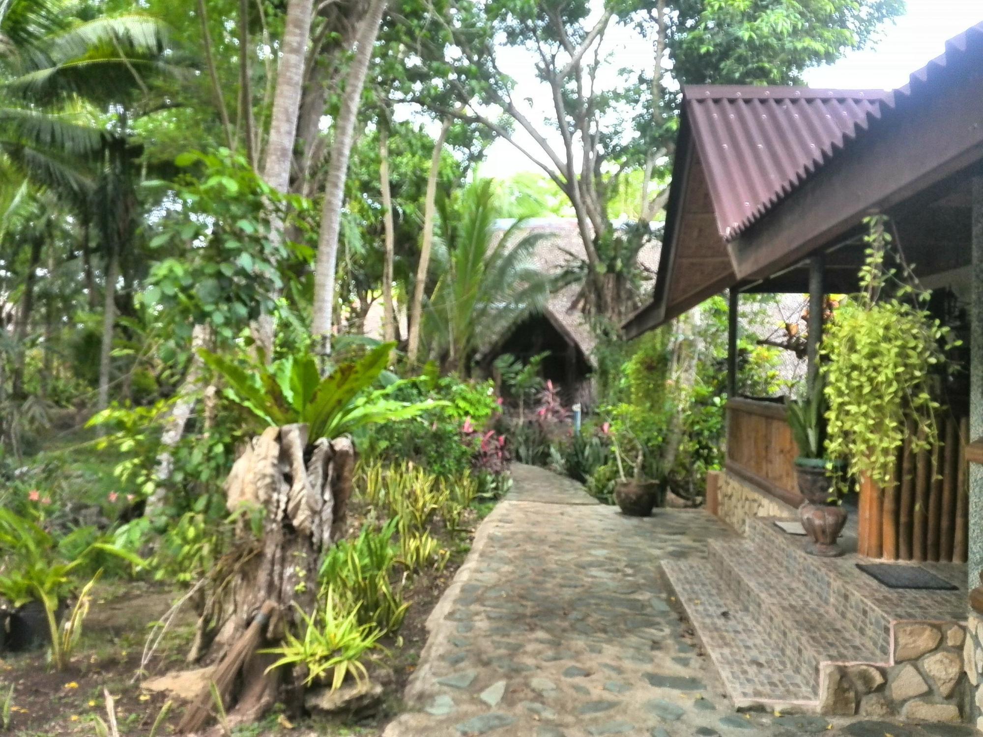 Bananaland Cottages Tawala  Exterior photo